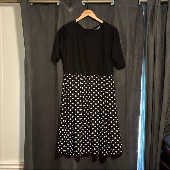 Summer dress with pockets - Picture 4 of 4